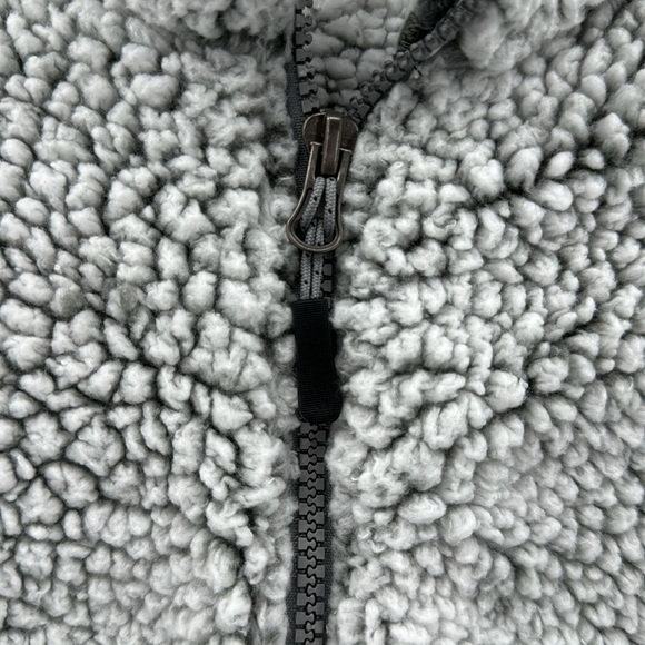 Sherpa Women’s pullover - Picture 3 of 5